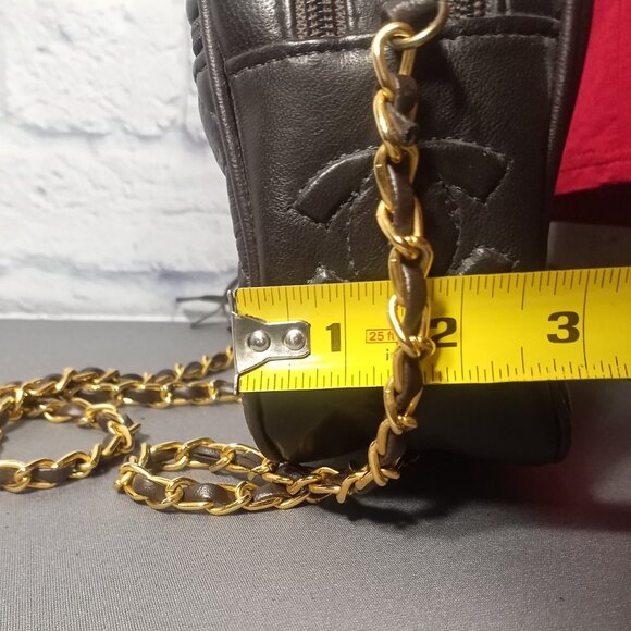 Quilted Brown Leather Shoulder Bag – Tassel & Chain Strap - Picture 14 of 16